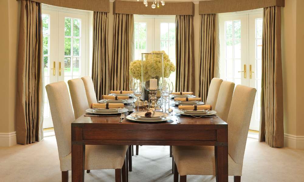 How to design a dining room table